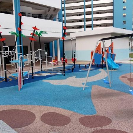 Pantai Puteri Melaka - Seaview 2 Bedroom Tanjung Kling エクステリア 写真